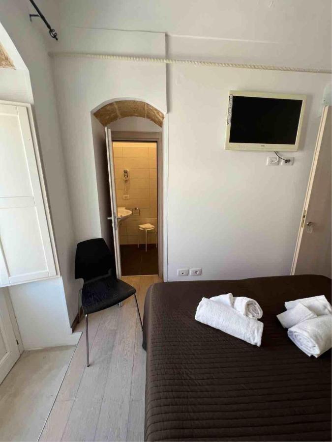 Plaza Rooms Avola Exterior foto