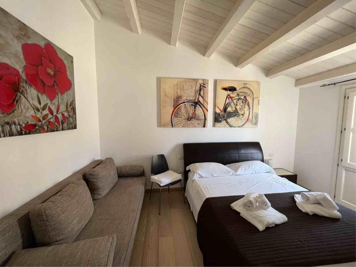 Plaza Rooms Avola Exterior foto